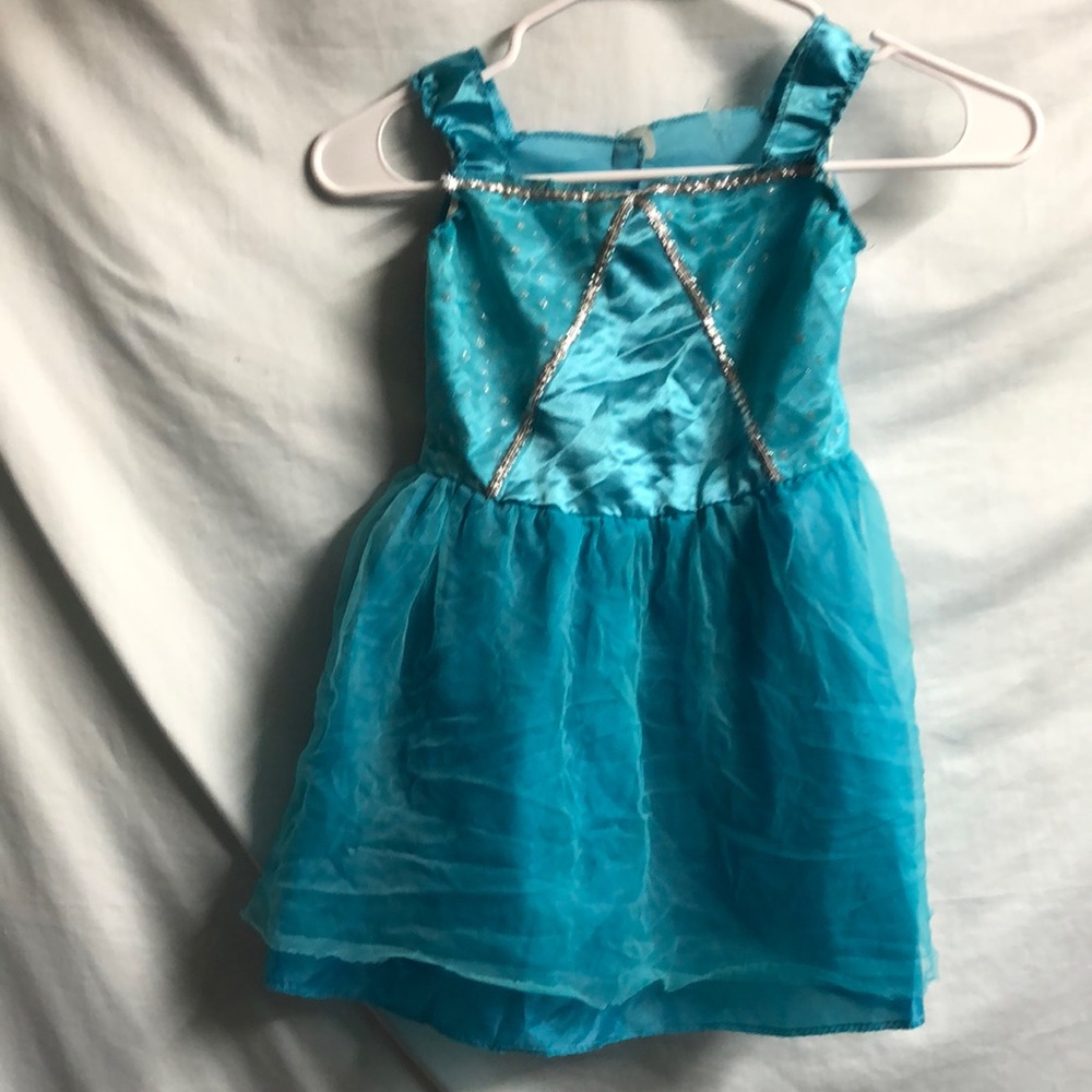 Less than perfect blue princess dress girls, 4 - 6 snags runs and stain as shown